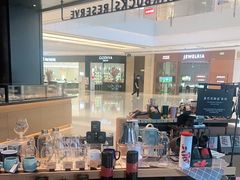 -星巴克臻选(上海合生汇1F店)