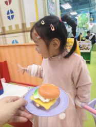 -莫莉幻想儿童乐园(泉州新天店)