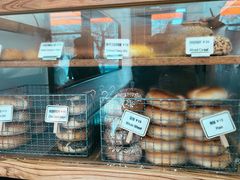 -Catch Bagel(芳草地店)