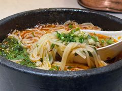 牛肉饵丝-浩海火燒雲傣家菜(静安芮欧店)