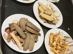 -天宜隆蘑菇宴火锅(石景山旗舰店)