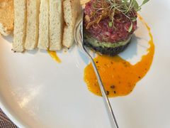 牛肉塔塔配牛油果黑橄榄酱-Solo(衡山路店)