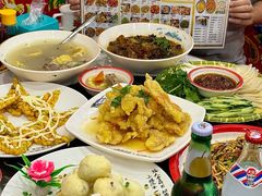 -九妹农家大铁锅东北菜(江湾店)