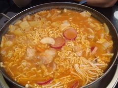 -炙韩料理·部队锅专门店