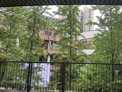 -瑞虹新天地月亮湾