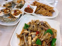 -鹏城人家海鲜酒家·23年老字号(较场尾店)