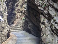 -龙水峡地缝景区
