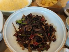 -严记小天府酸菜鱼(西四路店)