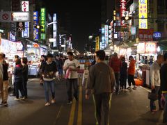 -六合夜市