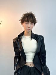 -BULB STUDIO 巴柏明星发型工作室