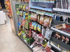 -全家便利店(秀沿路二店)