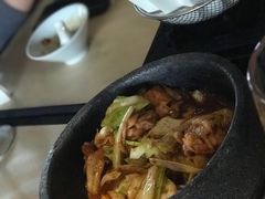 -穹六人间 people 6(岳阳路店)