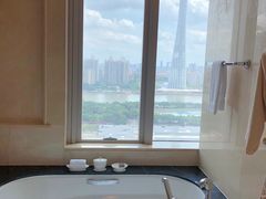 -广州富力丽思卡尔顿酒店