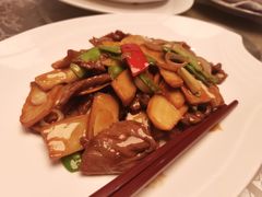 杏鲍菇爆牛肉-白云宾馆·白云宴餐厅
