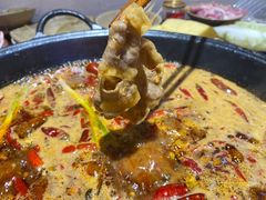 -四小区火锅·巷子里的重庆火锅(花照壁店)