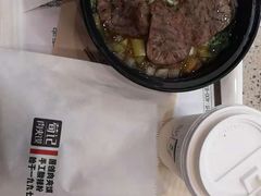 -荀记肉夹馍(三八家乐福店)