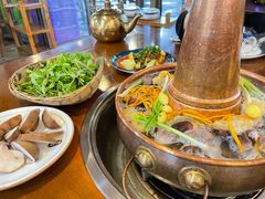 -岳记兴隆·青城腊排铜火锅(融创店)