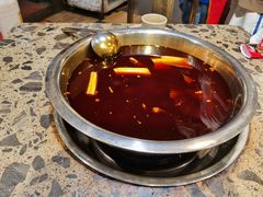 -肖肖酸萝卜鱼火锅(总店)
