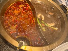 -小天鹅火锅·一线江景洪鼎旗舰店(洪崖洞店)
