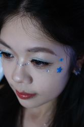 -红馆妆造(中央大街店)