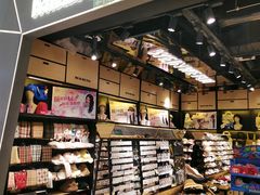 -潮品挚尚(龙湖长楹天街店)