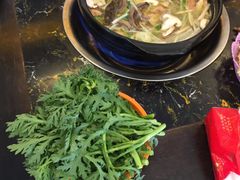 -尚品牛味汤锅火锅(康定总店)