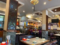 大堂-华盛园卷子王农家菜水库鱼