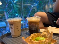 -星巴克臻选(南京艾尚天地店)