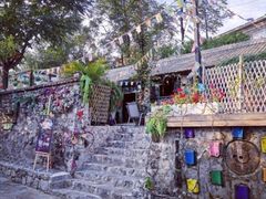 -百里峡七彩艺术小镇