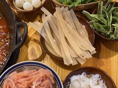 -乐闹闹重庆火鍋(民治店)