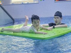 -龙格亲子游泳·水育早教中心(华亿大润发店)