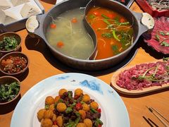 -苗阿哥酸汤牛肉火锅(体育场店)