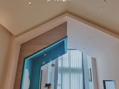 -上海虹桥中心爱琴海亚朵S酒店