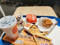 一层牛堡-汉堡王(嘉定宝龙城市广场)