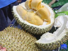 -曼阁市场水果批发市场