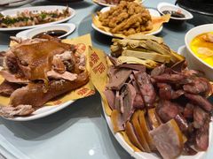 -六泰居·尔滨地标·东北菜(泰山路店)