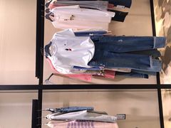 -阿玛施(万达广场松江店)