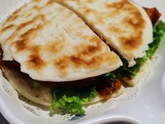 肉夹馍-宝葫芦西北茶食铺(万达店)