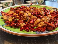 -渔语鱼新川菜Bistro(万象天地店)