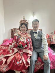 -艾米丽婚纱礼服