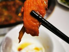 -鲁员外地锅鸡地锅鱼(龙湖江东天街店)