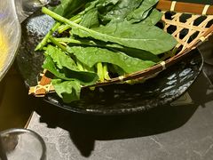 -湊湊火锅·茶憩(杭州湖滨银泰in77店)
