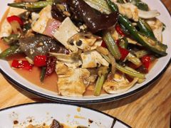 -十三式重庆江湖菜(金茂览秀城店)