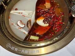 -欠火锅·水牛毛肚·团建聚餐·生日宴(何山路店)