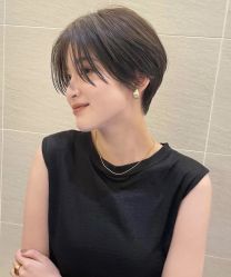-十六番发型师事务所