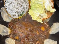 -三里屯土灶炖公鸡地锅鸡(江东店)