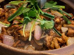 -胡须佬鸡煲四季火锅店(石厦西村直营店)