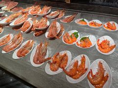 -雍容荟帝王蟹活龙虾展台自助(IFS黑金店)