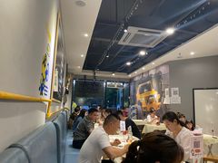 -527烧烤·龙虾·精酿酒(小石城美乐城店)