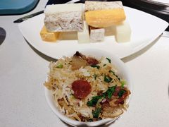 特色腊味煲仔饭-百年果林椰子鸡(中洲店)